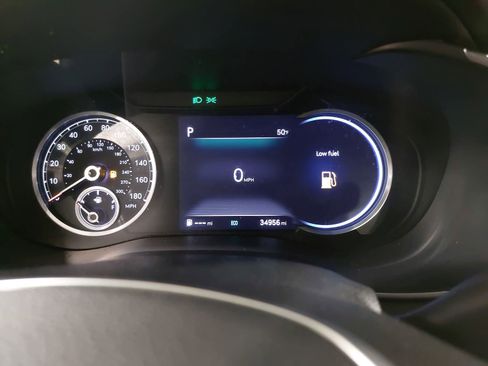 Used 2023 Genesis G70 2.0T w/ Sport Prestige Package image 19