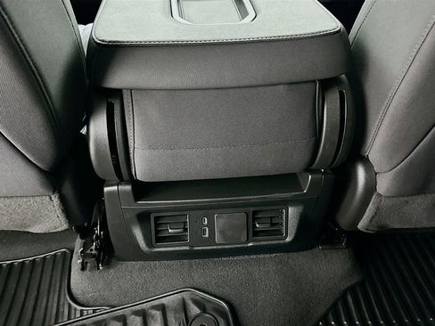 Used 2024 Chevrolet Silverado 1500 Custom AWD/4WD image 25