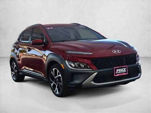 Used 2023 Hyundai Kona Limited w/ Cargo Package FWD image 3