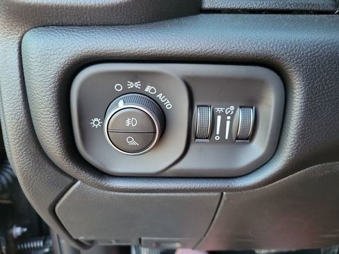 New 2026 RAM 3500 Laramie w/ Max Tow Package image 22