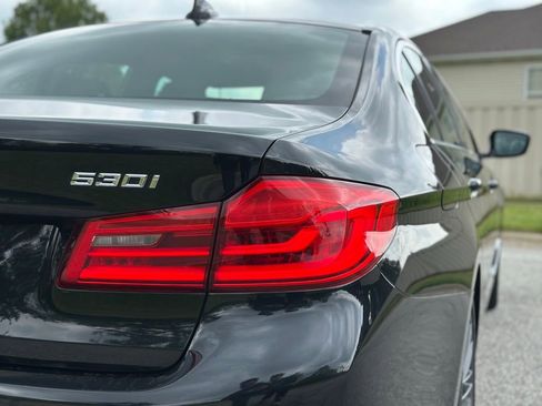 Used 2019 BMW 530i xDrive w/ Convenience Package AWD/4WD image 12