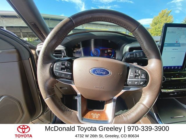Used 2021 Ford Explorer King Ranch w/ Premium Technology Package AWD/4WD image 14