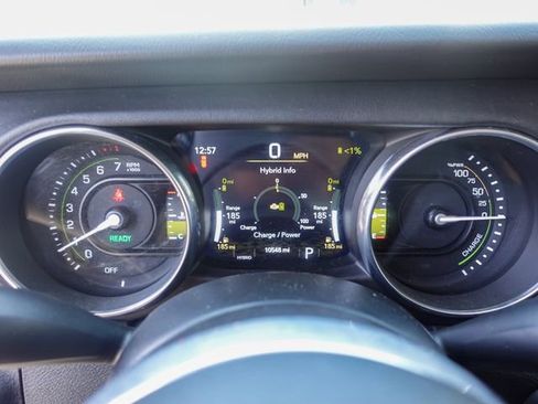 Used 2023 Jeep Wrangler Unlimited Sahara w/ Dual Top Group AWD/4WD image 16