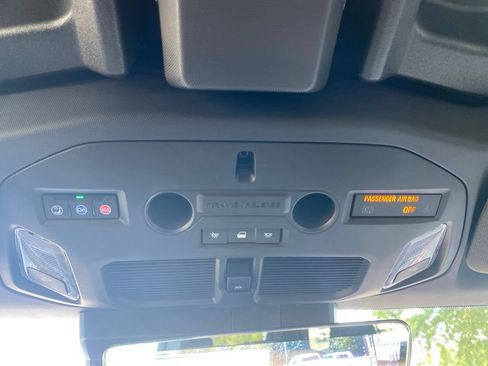 Used 2026 GMC Hummer EV SUV AWD/4WD image 27