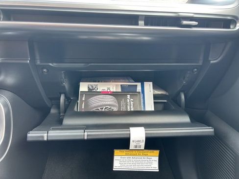 New 2026 Hyundai Ioniq 9 SEL image 27