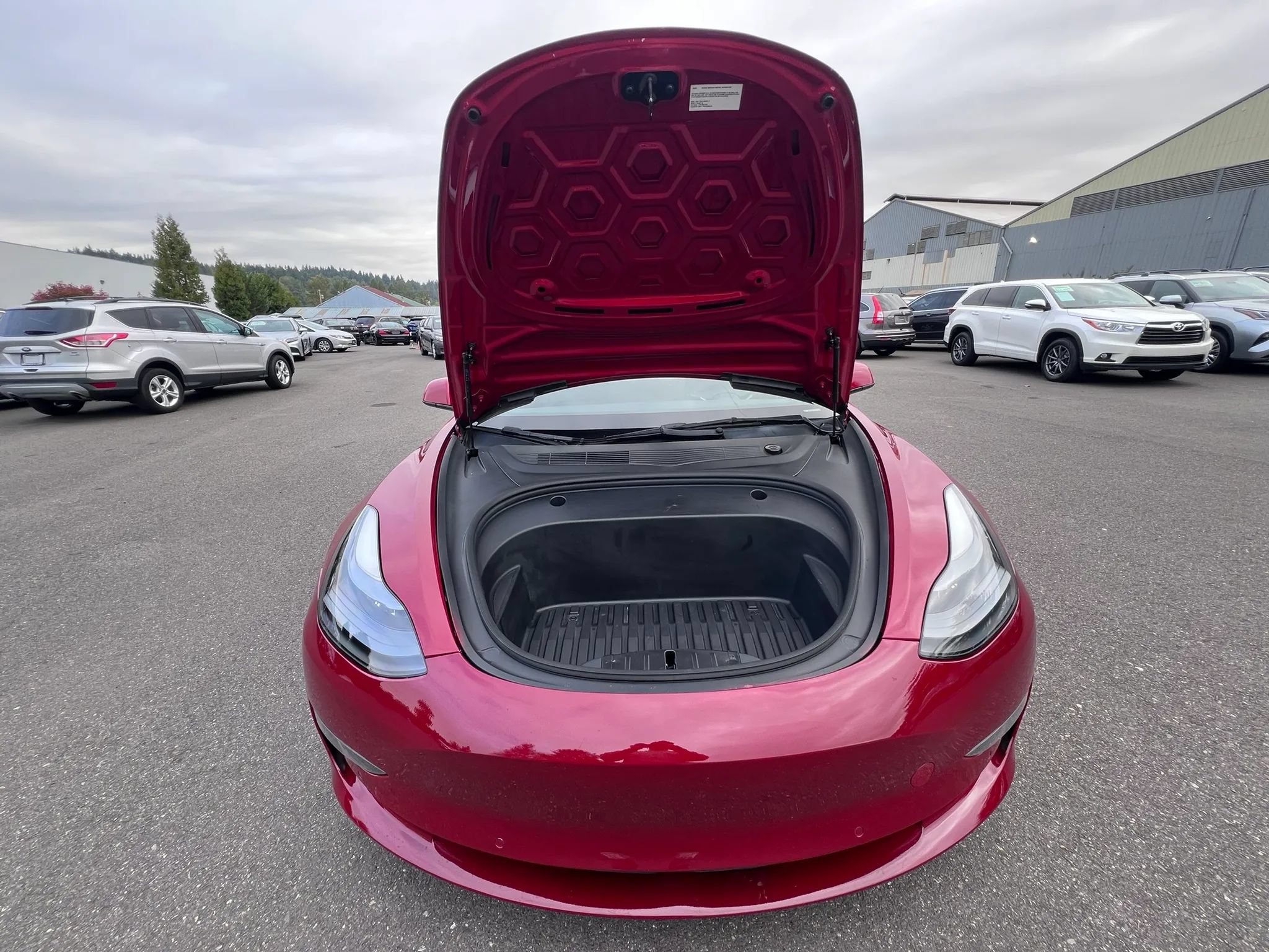 Used 2022 Tesla Model 3 Long Range AWD/4WD image 38