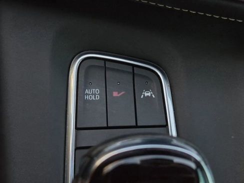 Used 2023 Cadillac Escalade ESV V AWD/4WD image 39