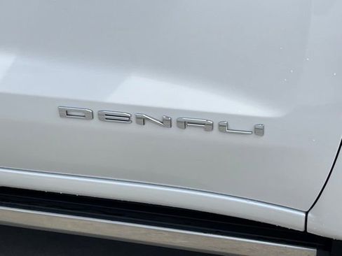 Used 2022 GMC Sierra 1500 Denali w/ Denali Reserve Package image 6