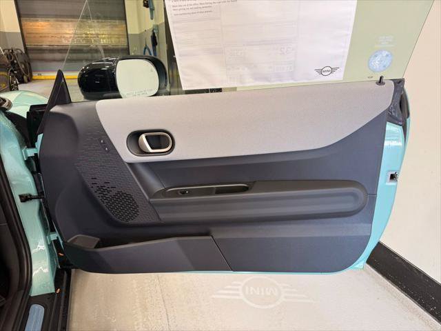 Used 2026 MINI Cooper S FWD image 21
