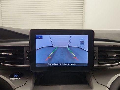 Used 2022 Ford Explorer XLT w/ Equipment Group 202A image 35