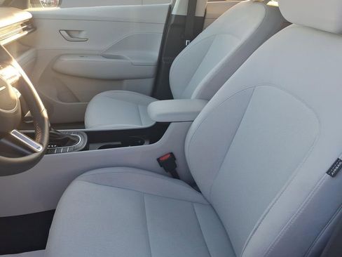 Used 2024 Hyundai Kona SEL image 13