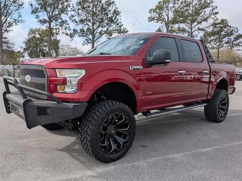 Used 2016 Ford F150 XLT w/ Equipment Group 302A Luxury image 7