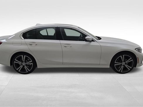 Used 2020 BMW 330i xDrive Sedan w/ Convenience Package AWD/4WD image 11