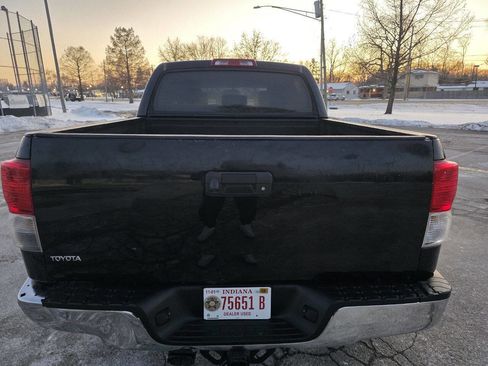 Used 2012 Toyota Tundra 4x4 CrewMax image 5