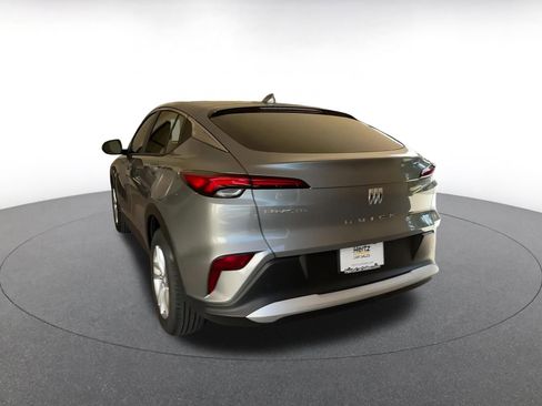 Used 2025 Buick Envista Preferred image 11