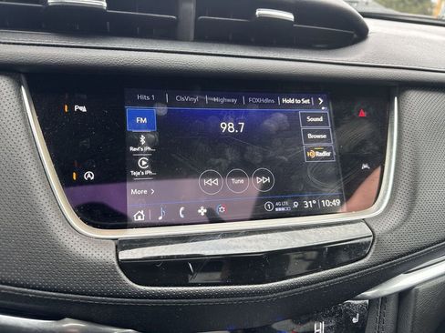 Used 2024 Cadillac XT6 Luxury w/ LPO, Floor Liner Package AWD/4WD image 16