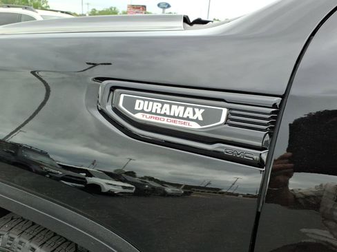 Used 2025 GMC Sierra 1500 Elevation w/ Elevation Premium Package image 7