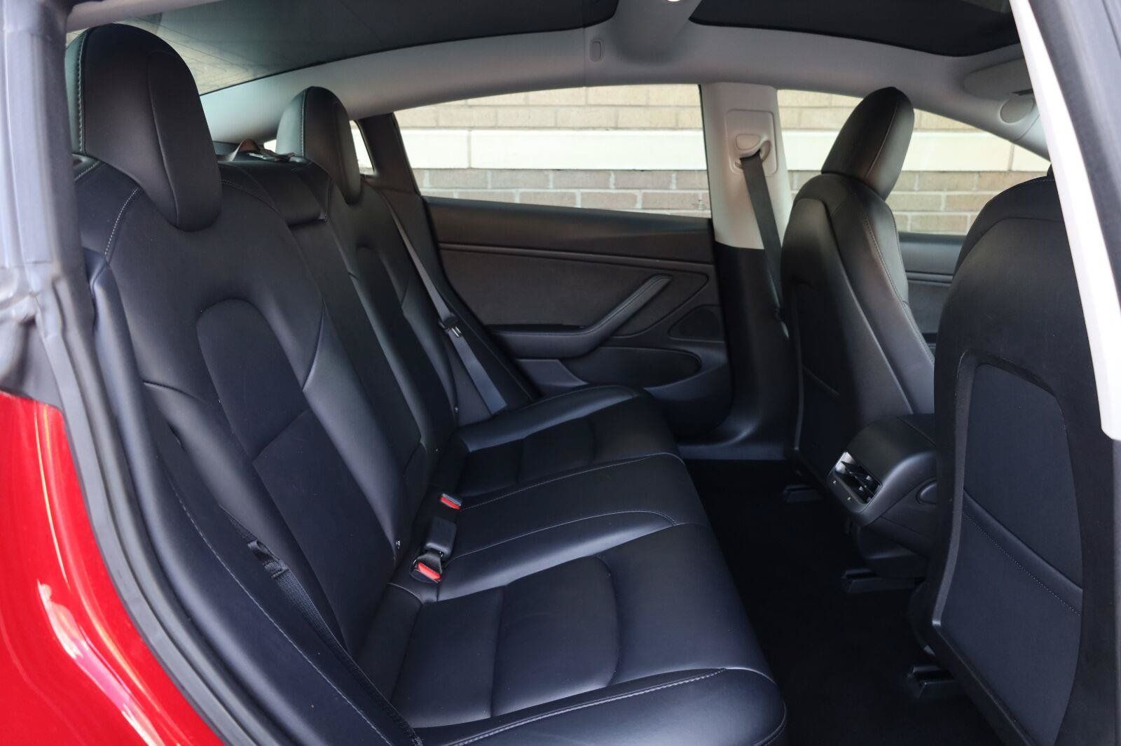 Used 2018 Tesla Model 3 Mid Range RWD image 25