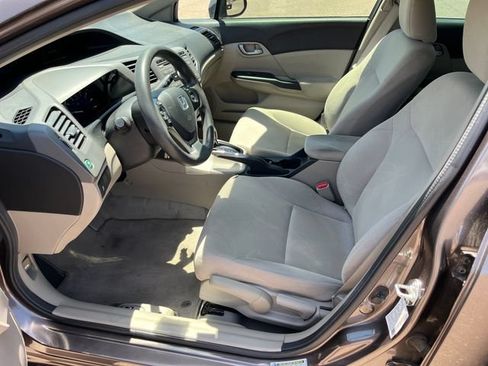 Used 2012 Honda Civic LX image 2