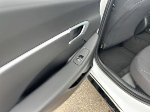 New 2026 Hyundai Sonata SEL AWD/4WD image 17
