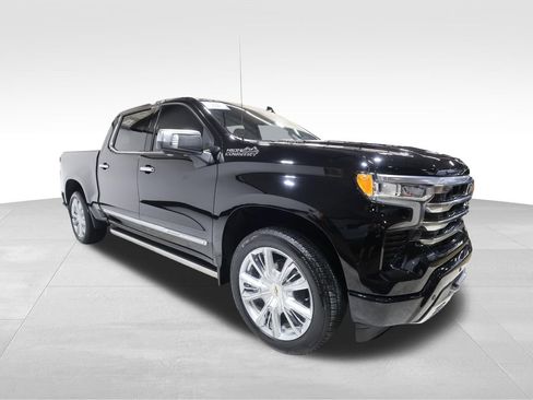 Used 2024 Chevrolet Silverado 1500 High Country AWD/4WD image 6
