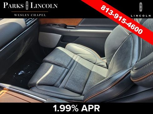 Certified 2024 Lincoln Navigator Black Label AWD/4WD image 14