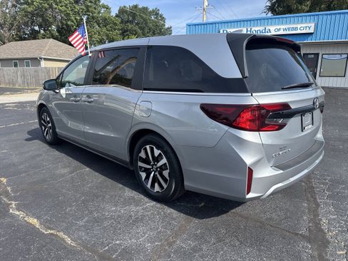 Used 2025 Honda Odyssey EX-L image 8