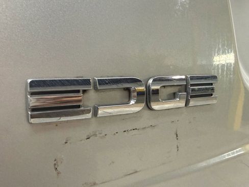 Used 2011 Ford Edge Limited image 13