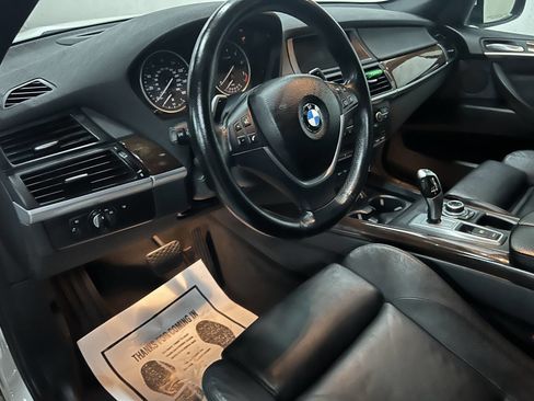 Used 2013 BMW X5 xDrive50i image 16