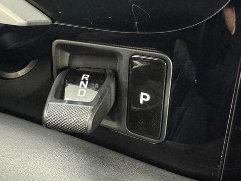 Used 2020 Porsche Taycan Turbo image 25