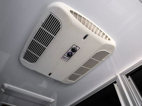 Used 2015 Mercedes-Benz Sprinter 3500 w/ High Idle Fixed Package image 37