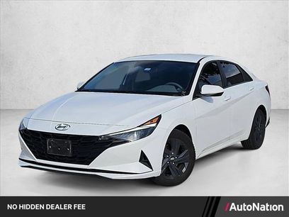 Used 2023 Hyundai Elantra SEL w/ Preferred Accessory Package