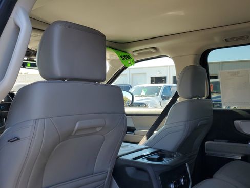 Certified 2025 Ford Expedition Max Active image 15