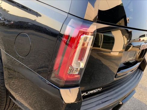 Used 2017 GMC Yukon SLE w/ SLE Value Package RWD image 27