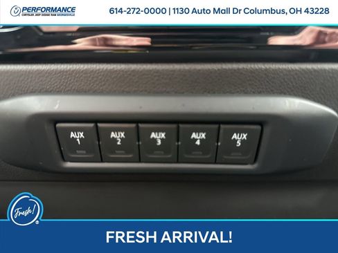 Used 2024 GMC Sierra 2500 SLE w/ SLE Convenience Package image 20