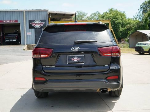 Used 2020 Kia Sorento S FWD image 18