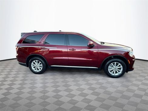 Used 2021 Dodge Durango SXT image 5