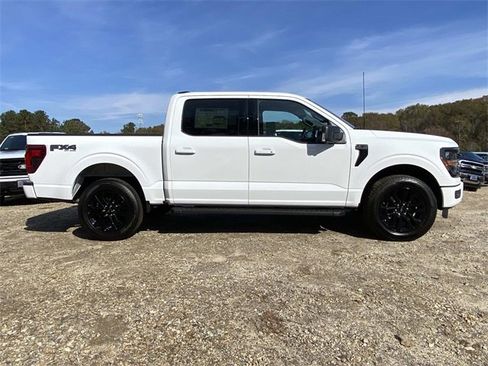 New 2025 Ford F150 XLT w/ Equipment Group 302A MID image 2