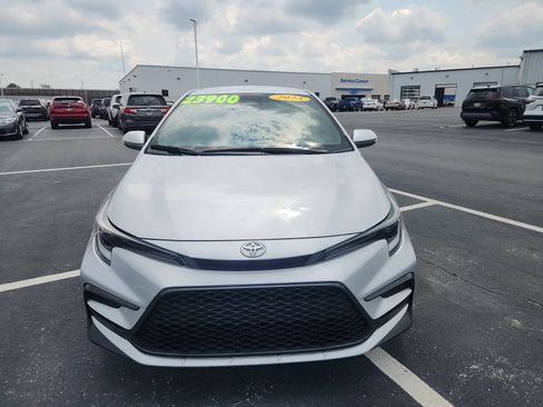 Used 2023 Toyota Corolla SE FWD image 9
