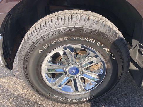 Used 2018 Ford F150 XLT AWD/4WD image 10