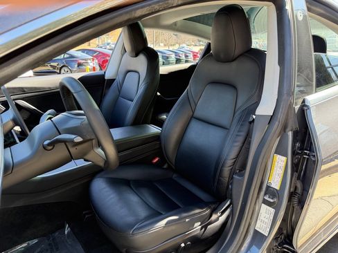 Used 2020 Tesla Model 3 Standard Range Plus image 26