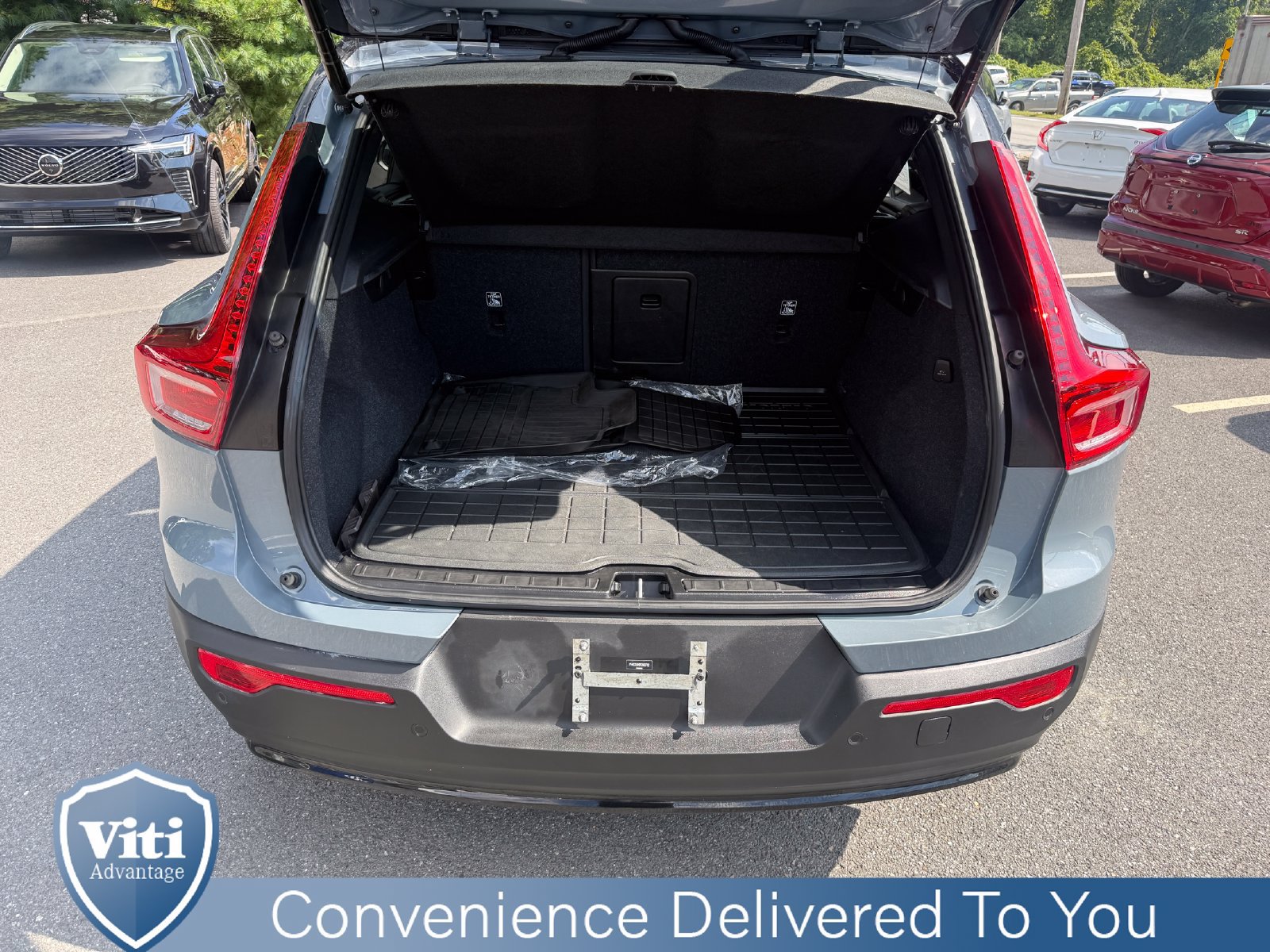 Certified 2023 Volvo XC40 Recharge Ultimate w/ Protection Package Premier AWD/4WD image 23