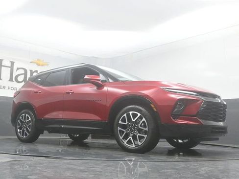 New 2026 Chevrolet Blazer RS w/ LPO, Floor Liner Package FWD image 2