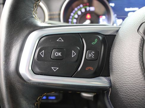 Used 2021 Jeep Wrangler Unlimited Sahara AWD/4WD image 25