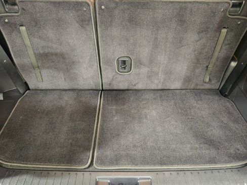 Used 2022 Toyota Highlander XLE FWD image 55