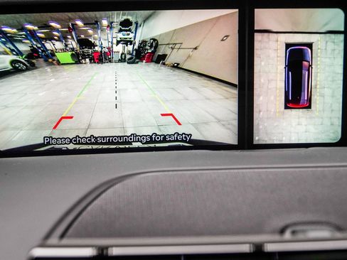 Used 2024 Lincoln Nautilus Reserve w/ Equipment Group 202A image 29