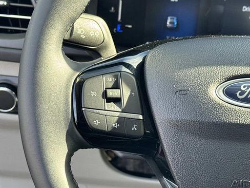 Used 2025 Ford Escape Active w/ Cold Weather Package image 24