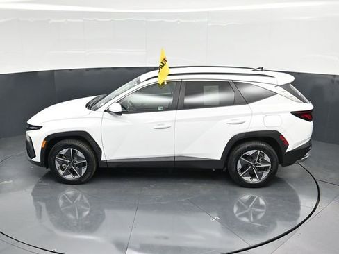 Used 2025 Hyundai Tucson SEL AWD/4WD image 47