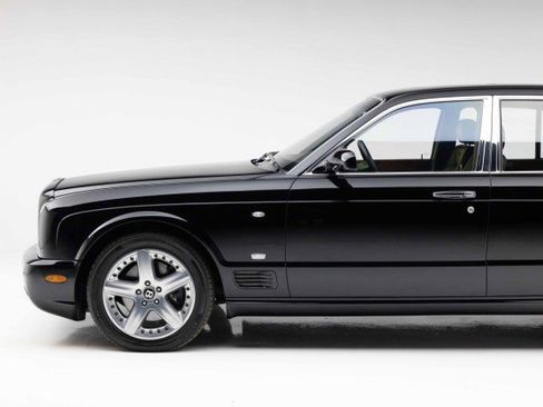 Used 2005 Bentley Arnage T image 17