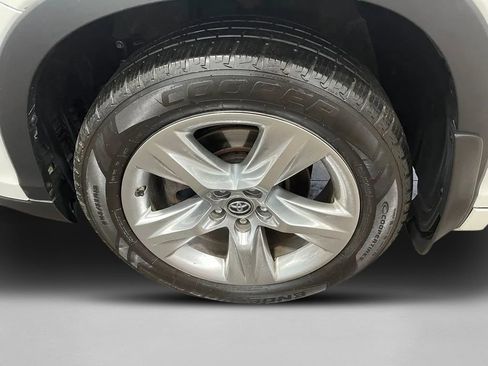 Used 2019 Toyota Highlander Limited AWD/4WD image 14